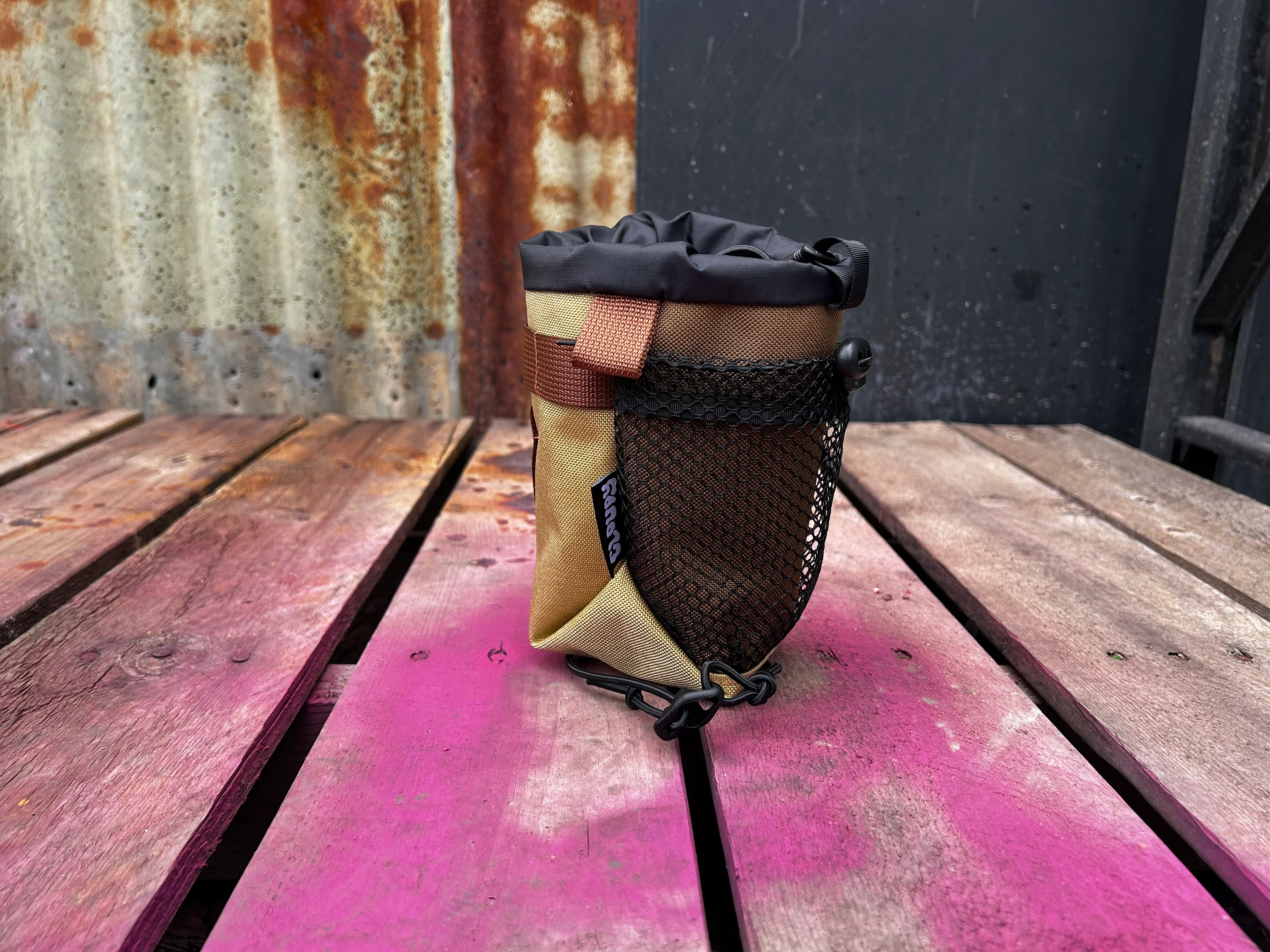 Cloudy stem feed bag - Image 2